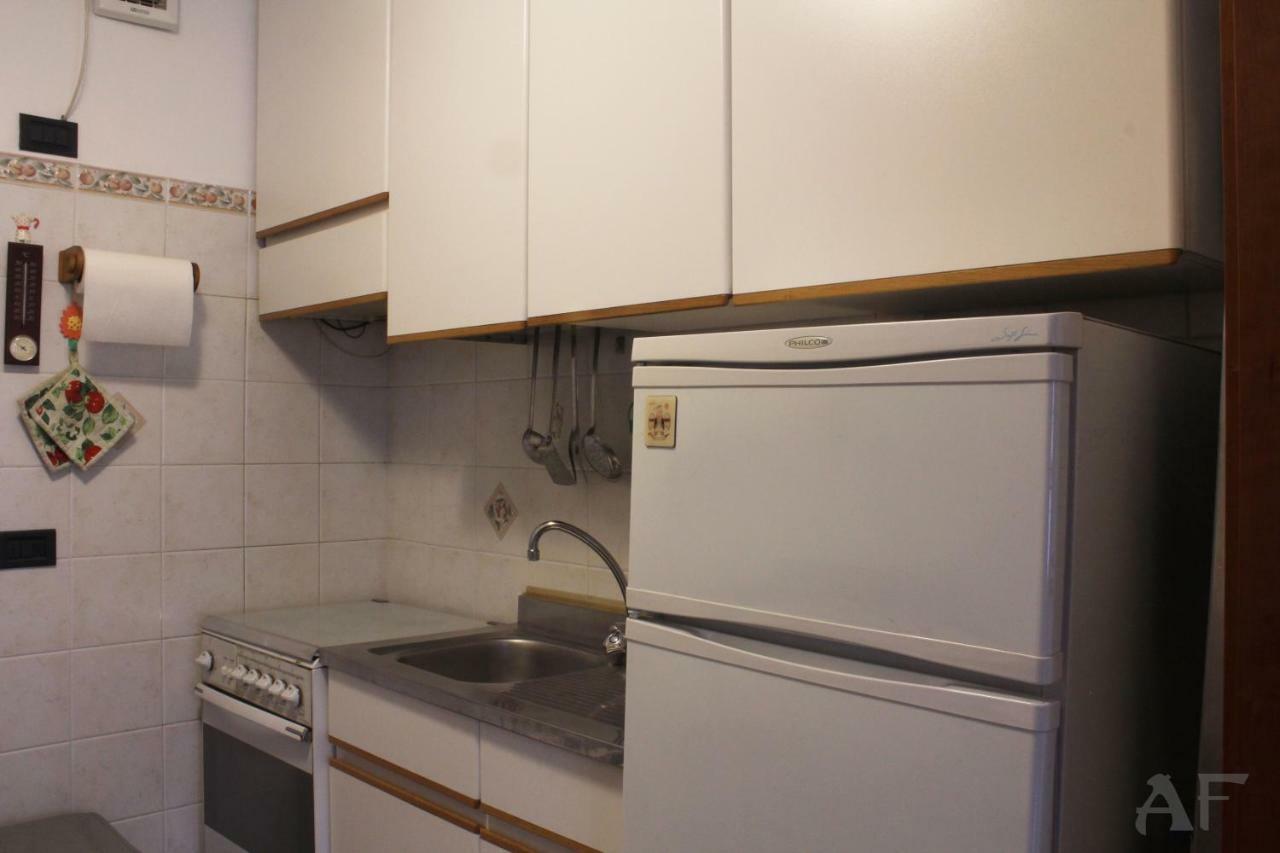 Corso San Gottardo - Darsena Flat Milão Exterior foto