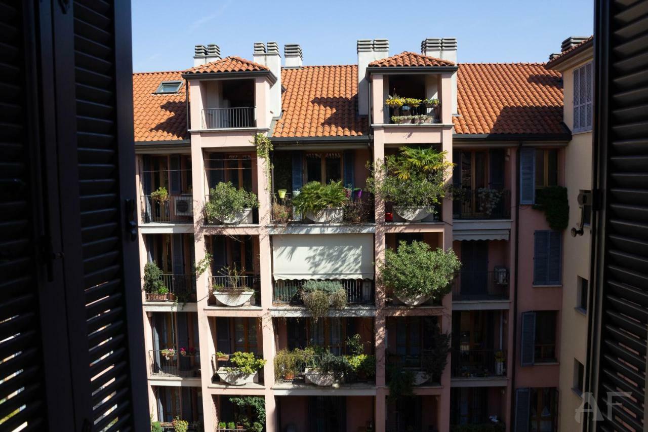 Corso San Gottardo - Darsena Flat Milão Exterior foto